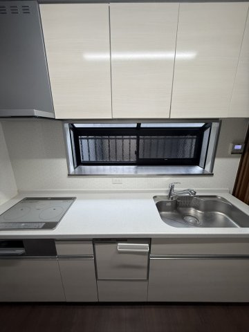 和歌山市三葛・中古戸建・113104のキッチン