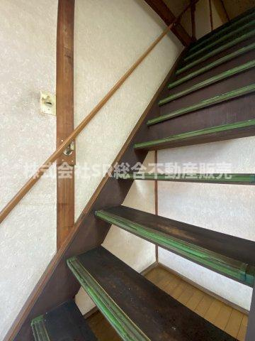 稲田本町1丁目中古テラスハウスの内装|当日予約も大歓迎です！土日祝、雨の日やお子様連れのお客様の送迎も可能ですのでお気になさらずお問合せ下さい。お仕事終わりのお時間にも柔軟に対応致しますのでお気軽にお申し付け下さいませ。