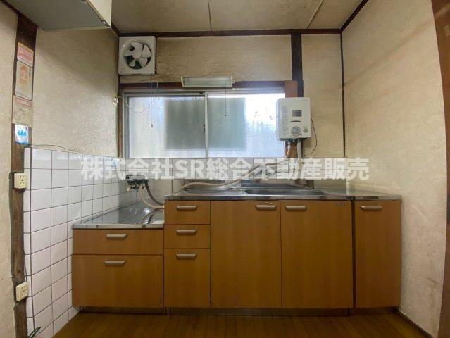 稲田本町1丁目中古テラスハウスのキッチン|お料理しやすいキッチンです♪
