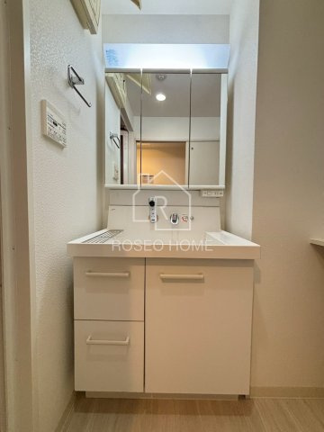 ラフィーネレジデンスの洗面所|同マンション別部屋：参考写真