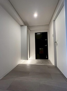 ハイラーク明石の玄関