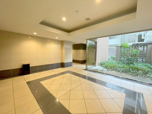 エトワール新大阪のロビー