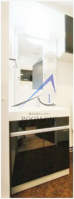 レアライズ日暮里ＥＡＳＴの洗面所|洗面台です。