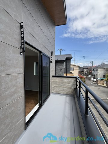 伊勢原市第3高森　新築戸建　全3棟2号棟のバルコニー