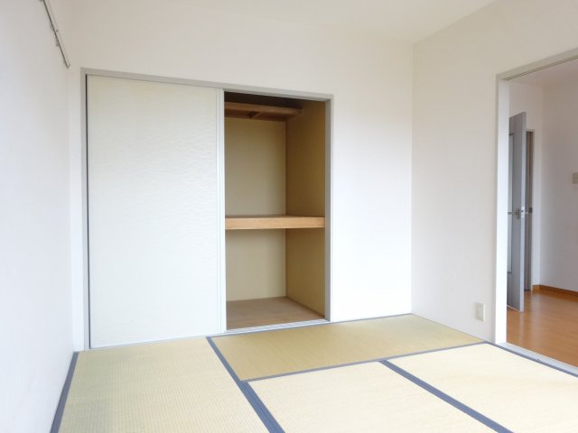 サンモール西井の収納