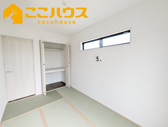 豊見城市渡橋名浜原　新築戸建て　全39区画　26号棟の和室|和室5帖