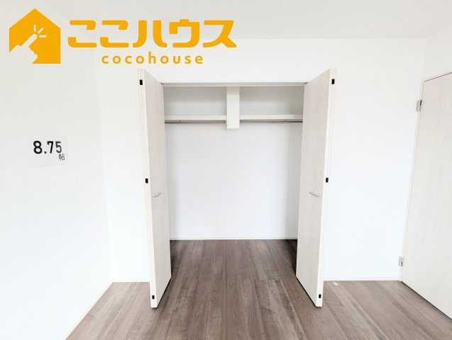 豊見城市渡橋名浜原　新築戸建て　全39区画　26号棟の収納|洋服が多い方でも安心の収納力