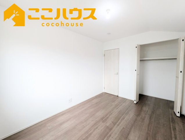 豊見城市渡橋名浜原　新築戸建て　全39区画　26号棟の収納|洋服が多い方でも安心の収納力