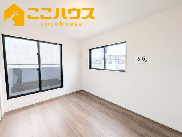 豊見城市渡橋名浜原　新築戸建て　全39区画　26号棟の子供部屋|子供部屋6.5帖