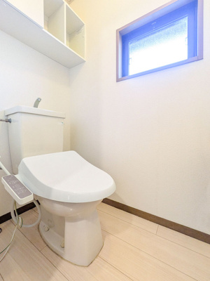 【トイレ】 | カロンアイリス | シンプルで使いやすいトイレです