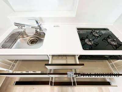 【キッチン】 | ナカビシグランドハイツ琴似 | 料理を楽しむキッチンスペース。使いやすさと心地よい暮らしを追及し、愛着を持って使い続けられる空間へ。