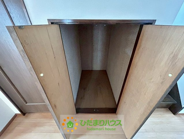久喜市小右衛門　中古一戸建ての収納