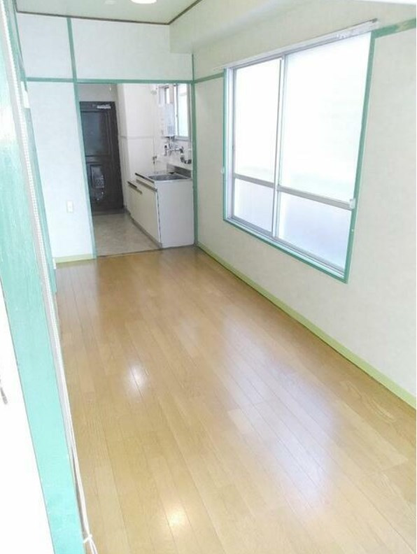 中野区中央２丁目の賃貸マンションの居間・リビング