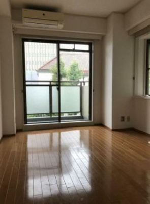 【居間・リビング】 | フレール早稲田 | ゆったりとしたリビングです