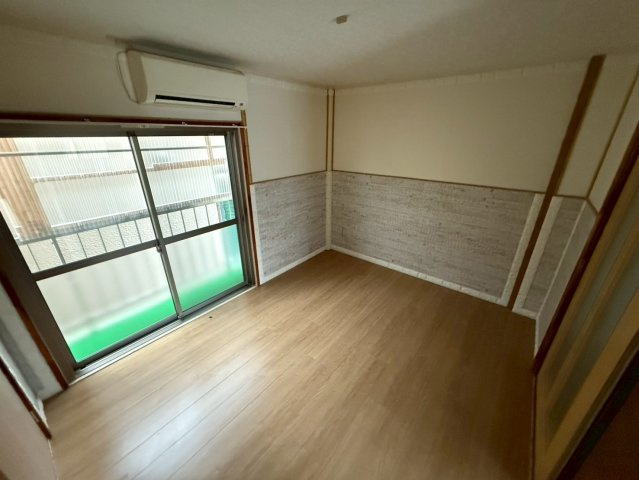 和プレジデント桃山の洋室