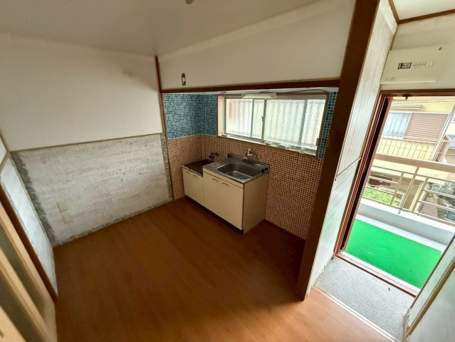 和プレジデント桃山の洋室