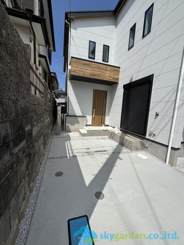 伊勢原市第3高森　新築戸建　全3棟1号棟の駐車場