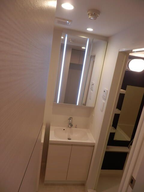 ユリカロゼＡＺ西台の洗面所