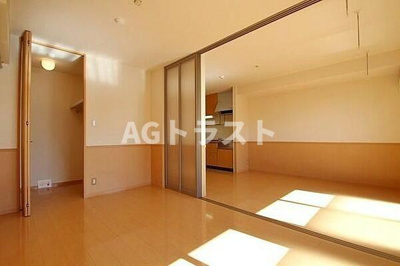 【居間・リビング】 | ピュアガーデンⅥ