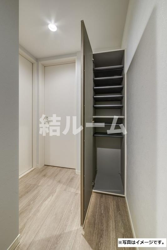 習志野市津田沼３丁目のアパートの玄関|参考写真