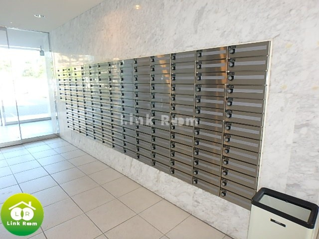 エコロジー潮見レジデンスのロビー