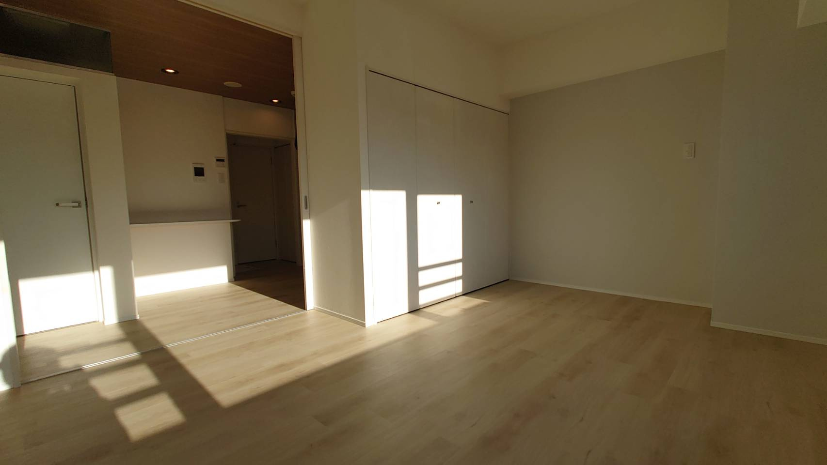 【居間・リビング】