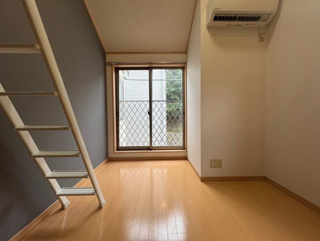 アゼリアガーデンズ向ヶ丘Ⅱの居間・リビング