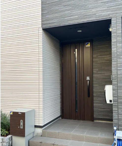 【エントランス】