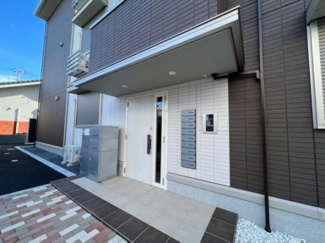 【エントランス】 | ヴィオラ