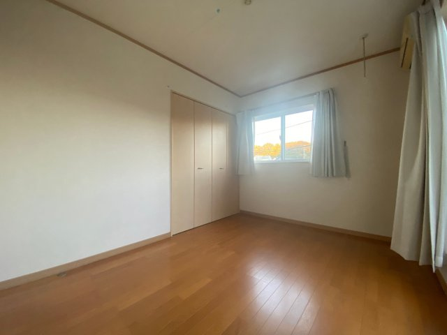 【寝室】