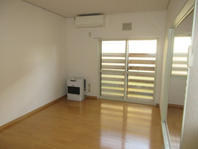 【居間・リビング】 | ガーデンタウンフェリシアA