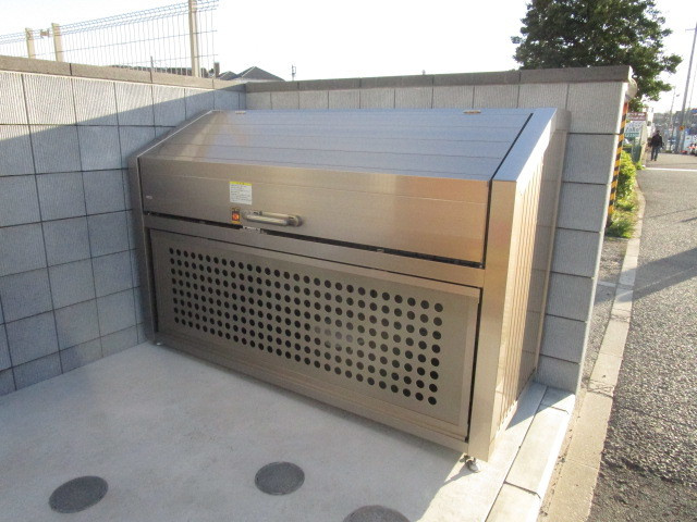 ＨＥＢＥＬ ＭＡＩＳＯＮ 中山のその他共用部分|敷地内ゴミ捨て場有り