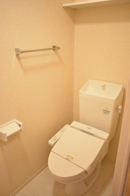 【トイレ】 | グランデ Ⅱ | 落ち着いた色調のトイレです