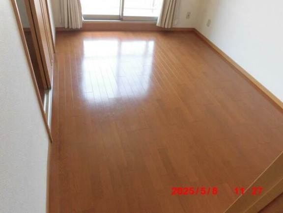 岡本マンションの寝室