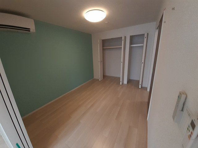 ヴェルミオンの洋室