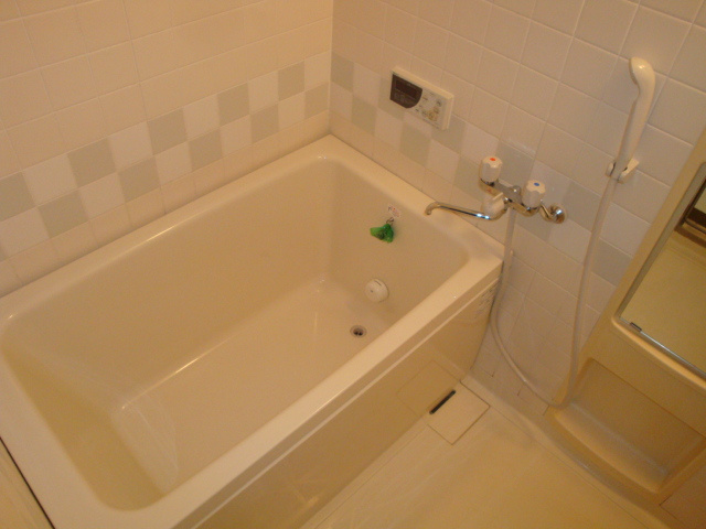 フローレスタの浴室