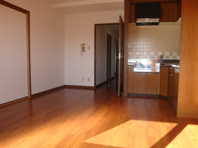 フローレスタの居間・リビング