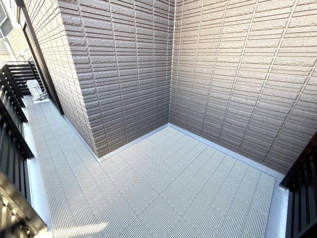 【バルコニー】