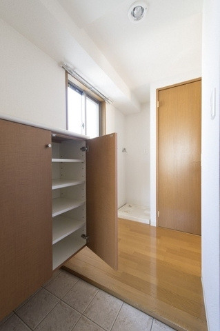 レジディア文京湯島Ⅱの玄関|　※別室参考写真です。