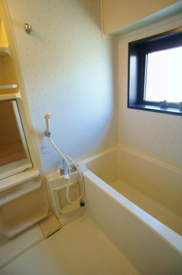 【浴室】 | ロマネスク東町 | お風呂です