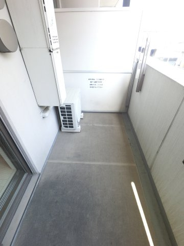 パークアクシス西船橋本郷町のバルコニー