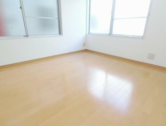 金井荘の居間・リビング