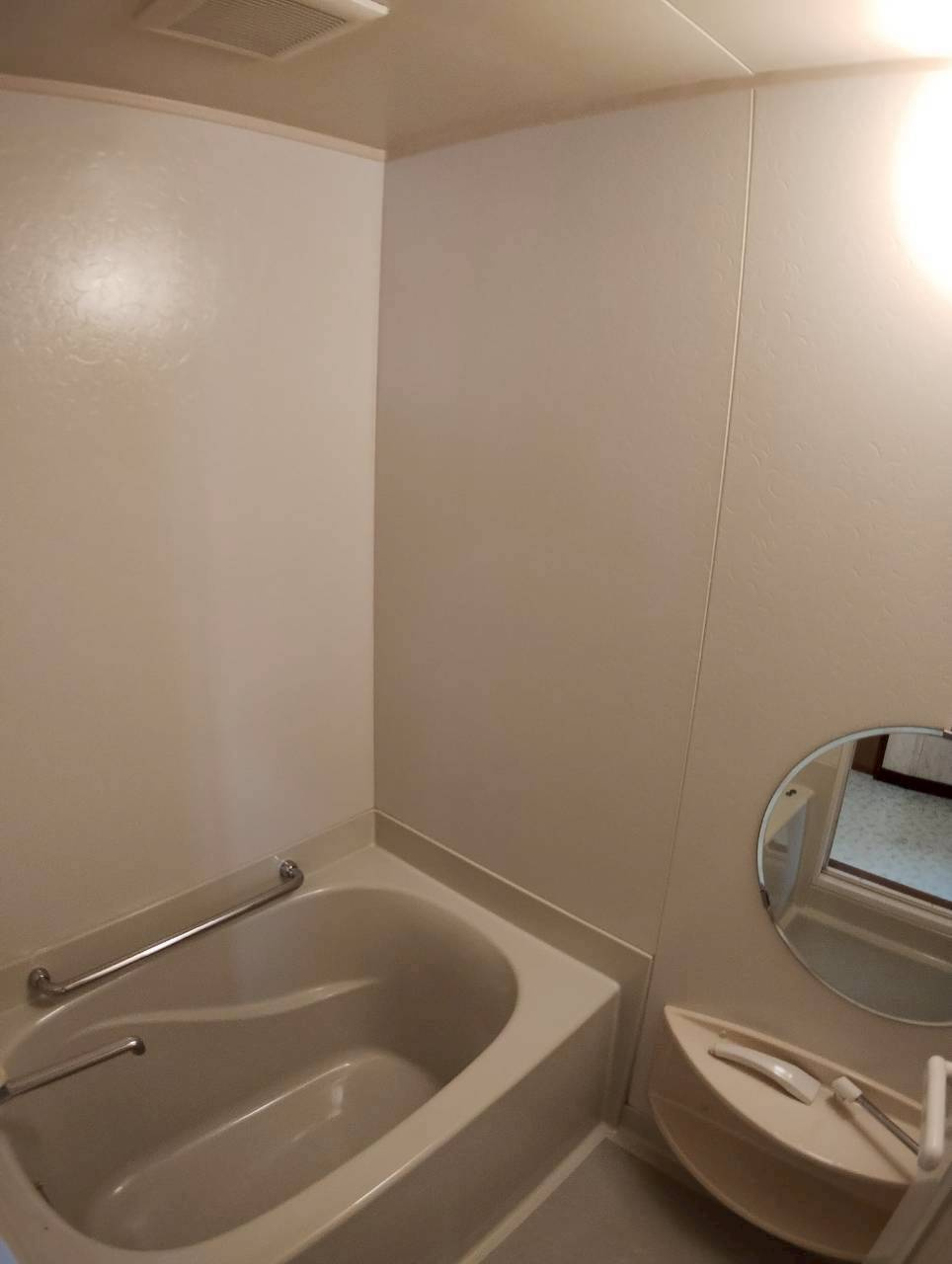 興津２丁目10　中古住宅の浴室