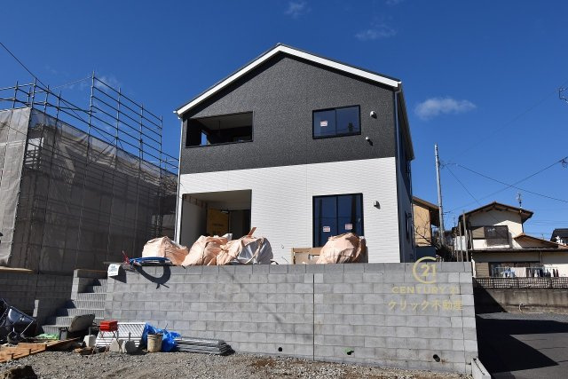 Cradlegarden　 日立市久慈町　第25　4の外観|大甕駅徒歩14分。久慈小徒歩21分。松風中徒歩1分。
近隣に商業施設、公園などもあり生活利便性、住環境◎
幹線道路へのアクセスも良好です。