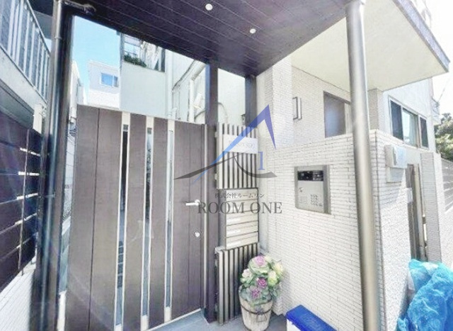 メゾンセキのエントランス|エントランスです。