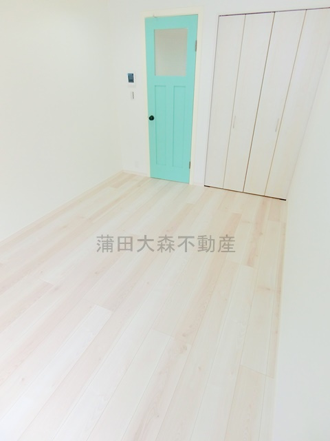 ハーミットクラブハウス羽田（仮）の居間・リビング