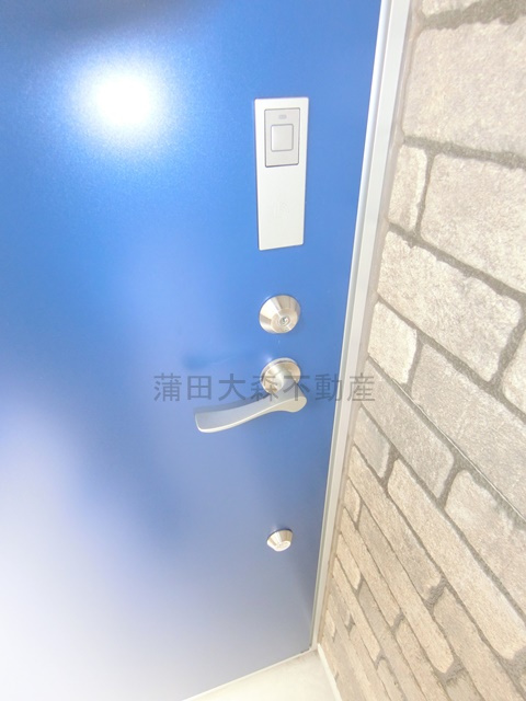 ハーミットクラブハウス羽田（仮）の玄関