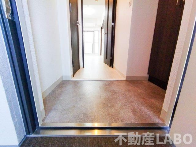 エステムコート大阪プリュームの玄関