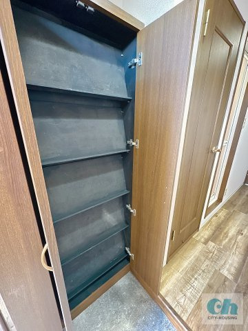 K2ヴィラ 408号室の収納