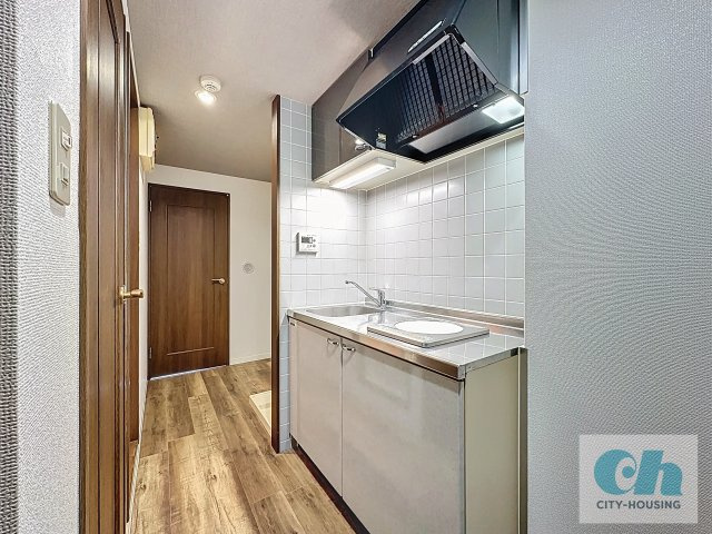 K2ヴィラ 408号室のキッチン